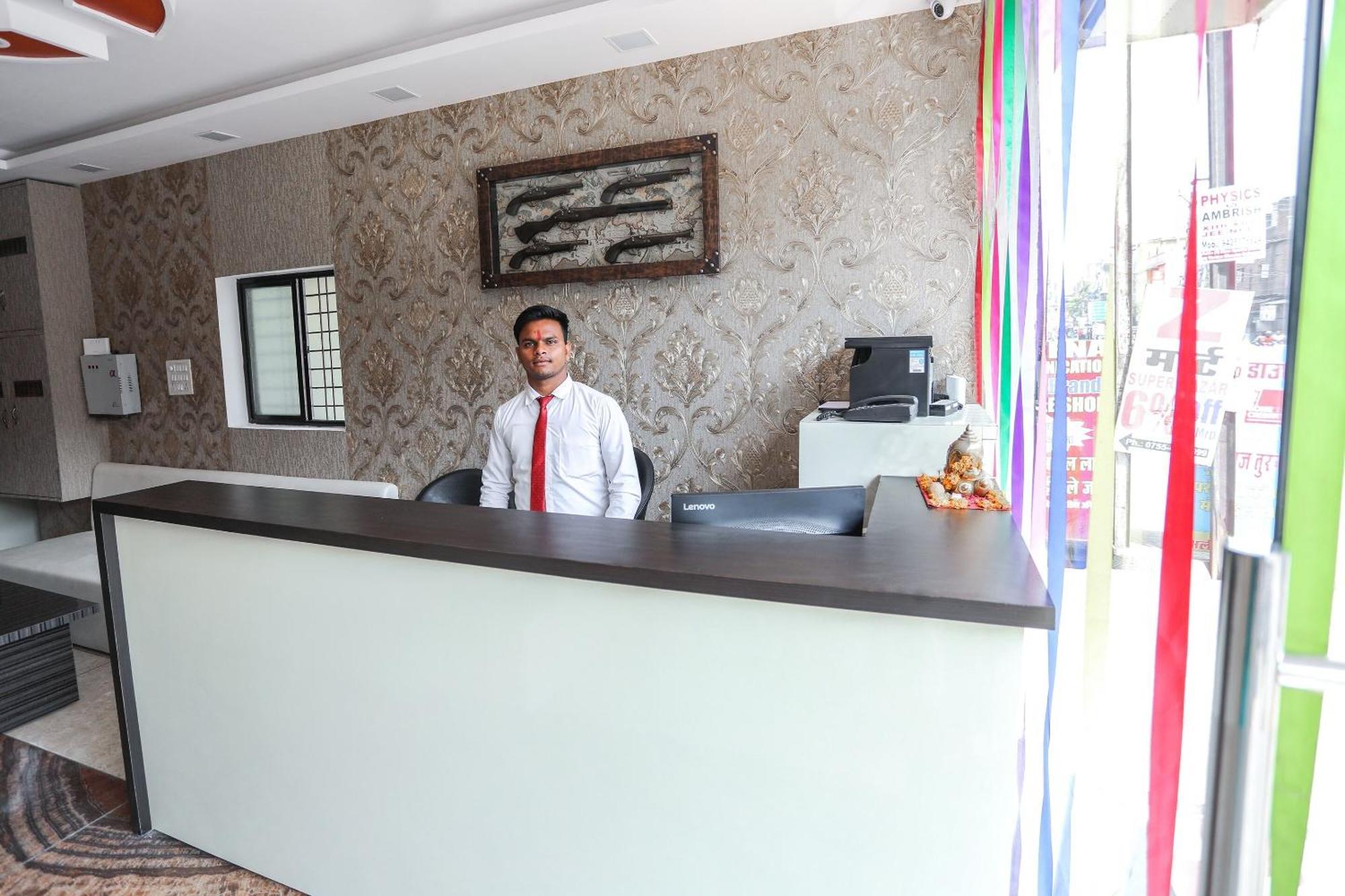Capital O Smart City Bhopal Exterior photo